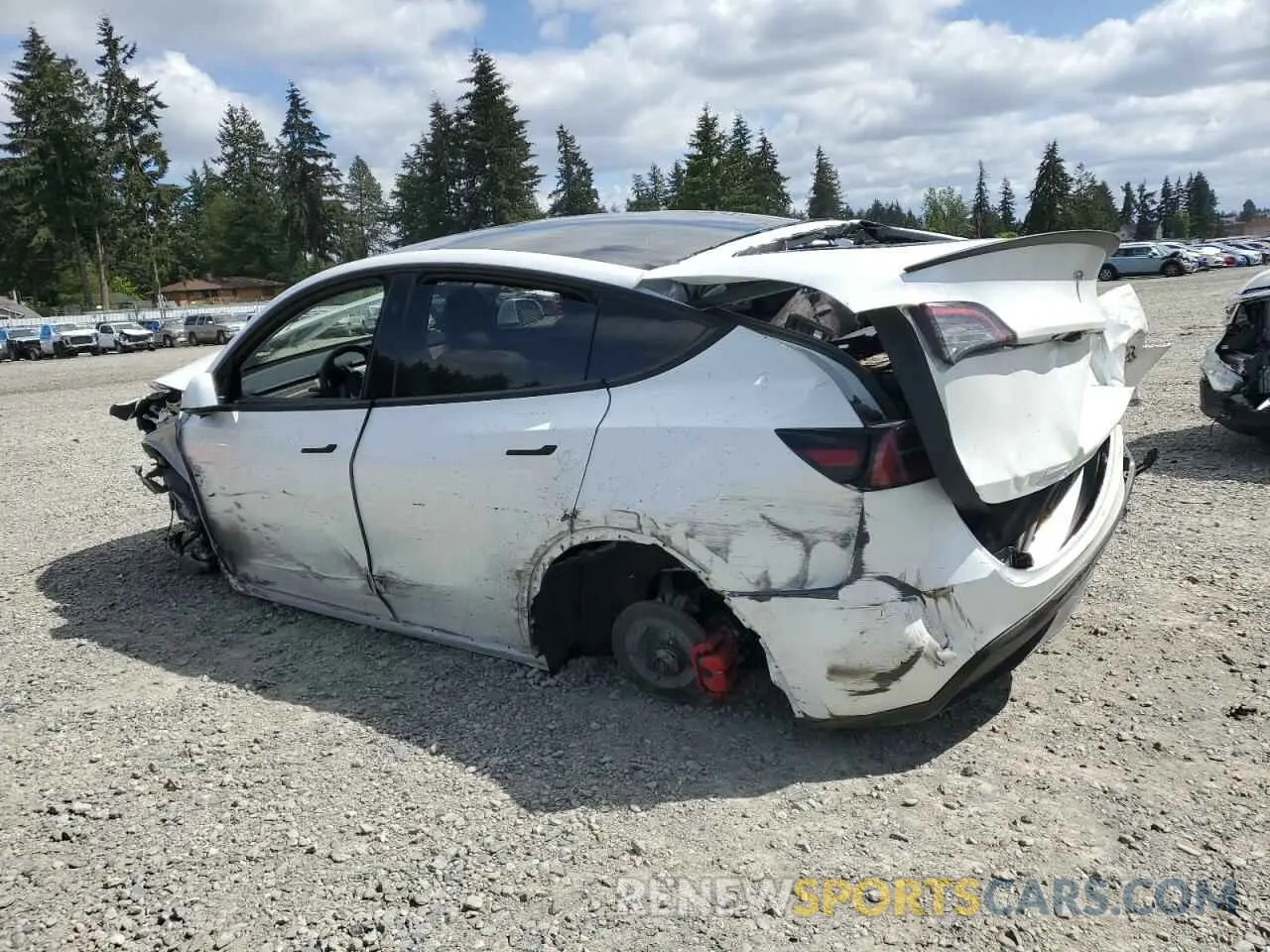 2 Photograph of a damaged car 7SAYGDEF9SF265722 TESLA MODEL Y 2025