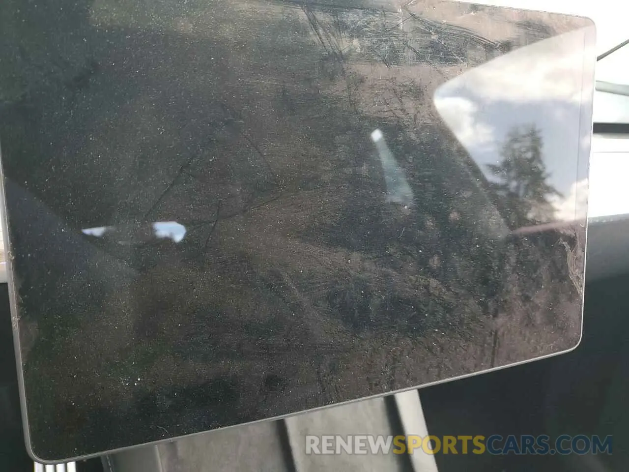 9 Photograph of a damaged car 7SAYGDEF9SF265722 TESLA MODEL Y 2025