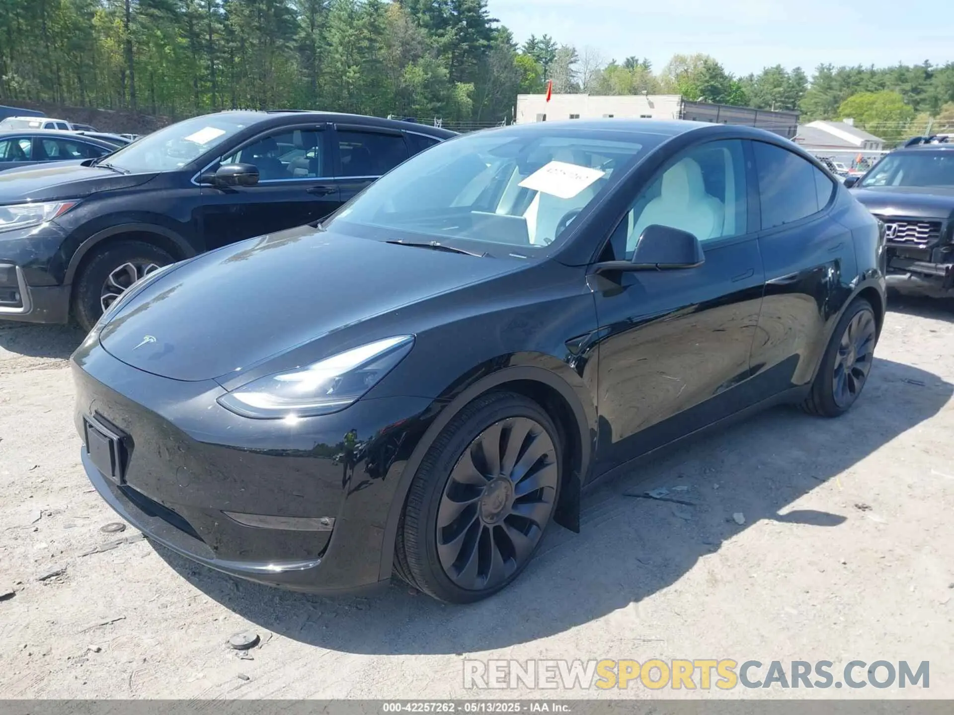 2 Photograph of a damaged car 7SAYGDEFXSF309548 TESLA MODEL Y 2025