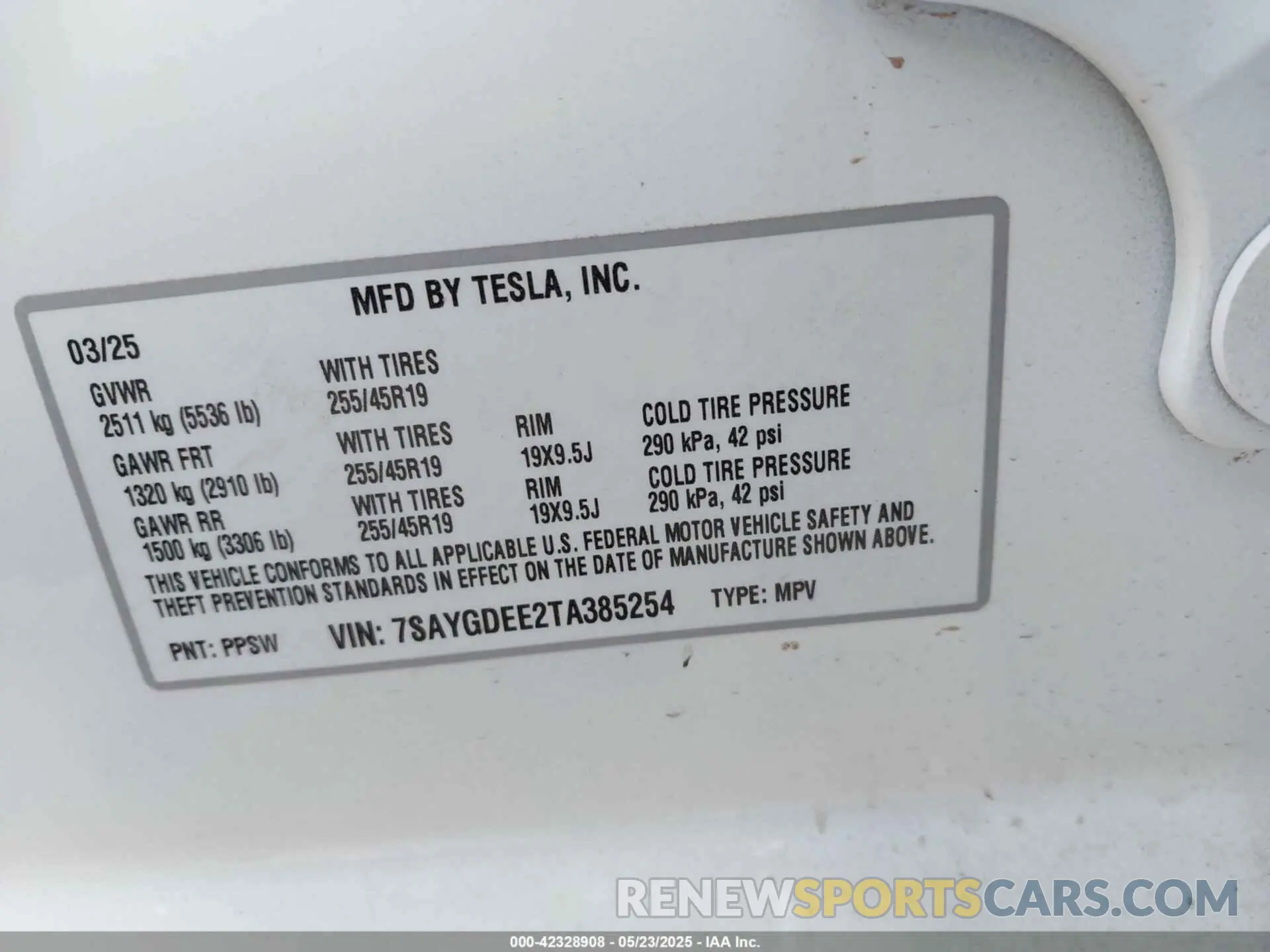 9 Photograph of a damaged car 7SAYGDEE2TA385254 TESLA MODEL Y 2026