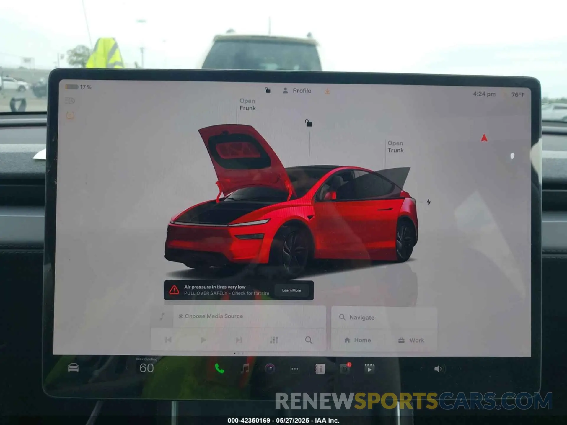 13 Photograph of a damaged car 7SAYGDEE2TF334260 TESLA MODEL Y 2026