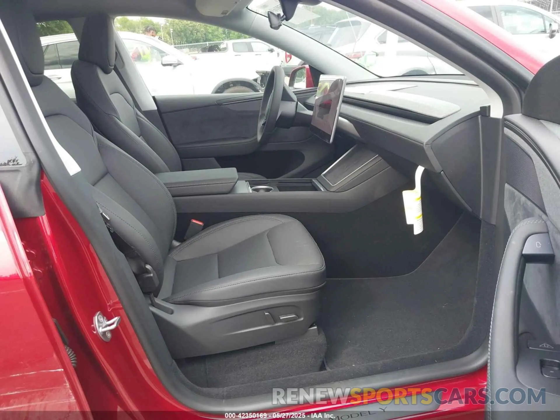 5 Photograph of a damaged car 7SAYGDEE2TF334260 TESLA MODEL Y 2026
