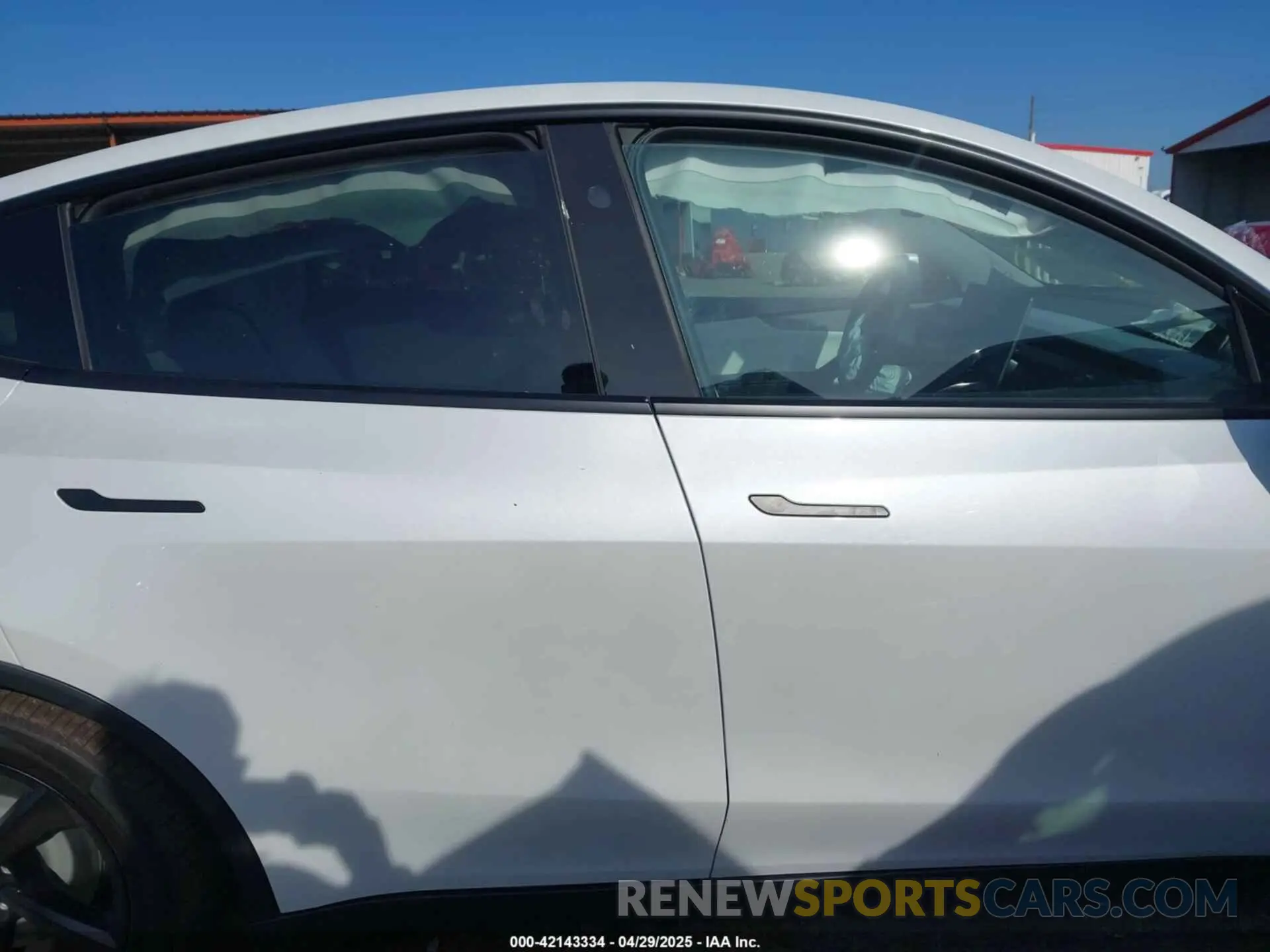 14 Photograph of a damaged car 7SAYGDEE3TA391421 TESLA MODEL Y 2026