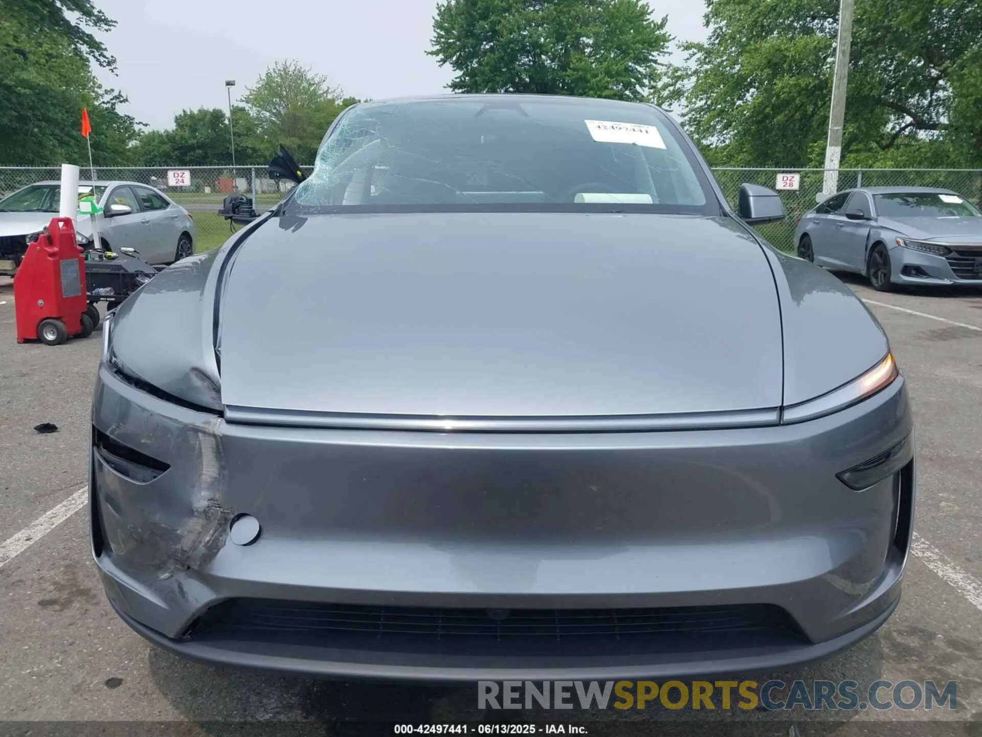 12 Photograph of a damaged car 7SAYGDEE3TF333957 TESLA MODEL Y 2026