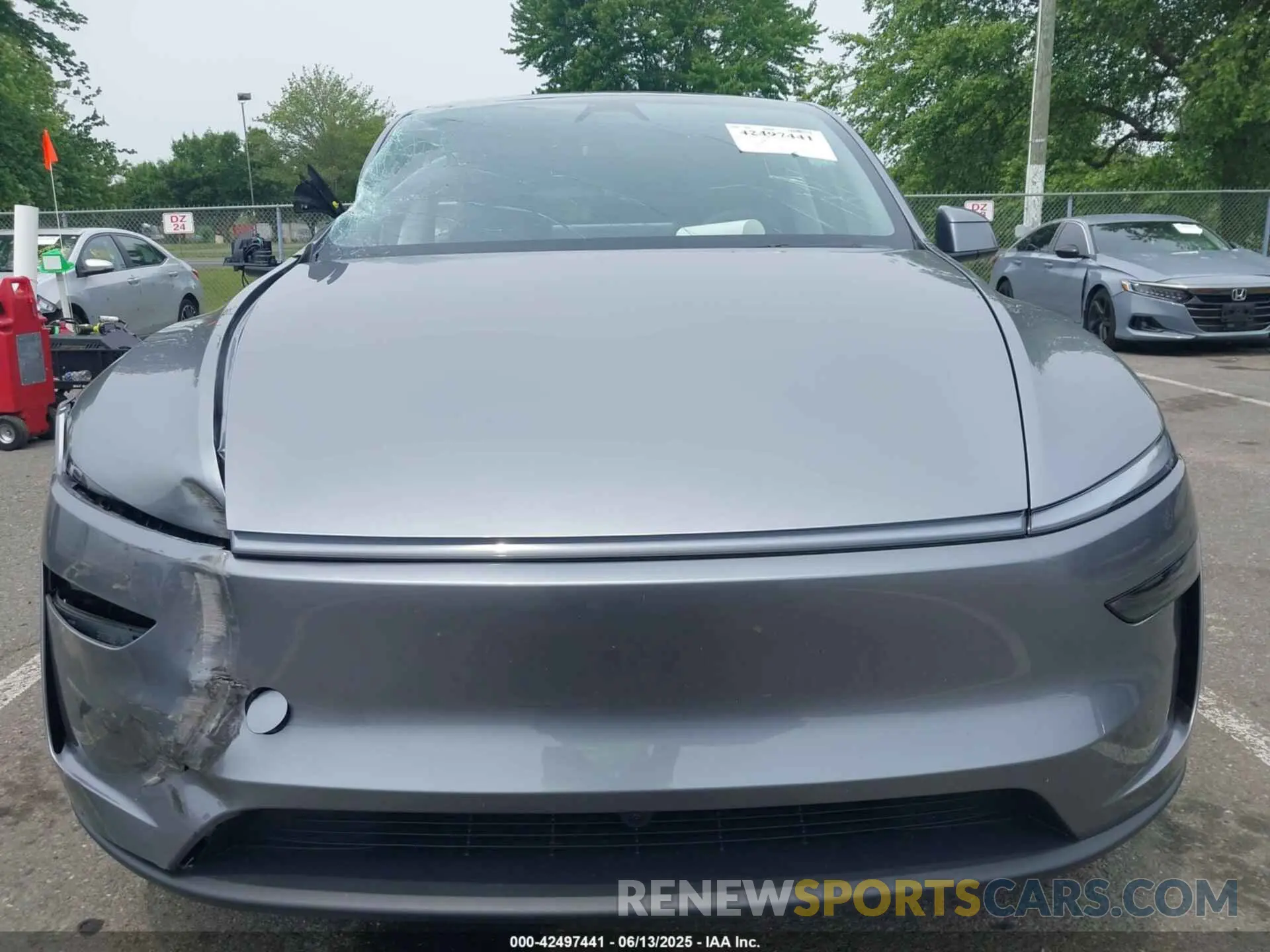 6 Photograph of a damaged car 7SAYGDEE3TF333957 TESLA MODEL Y 2026