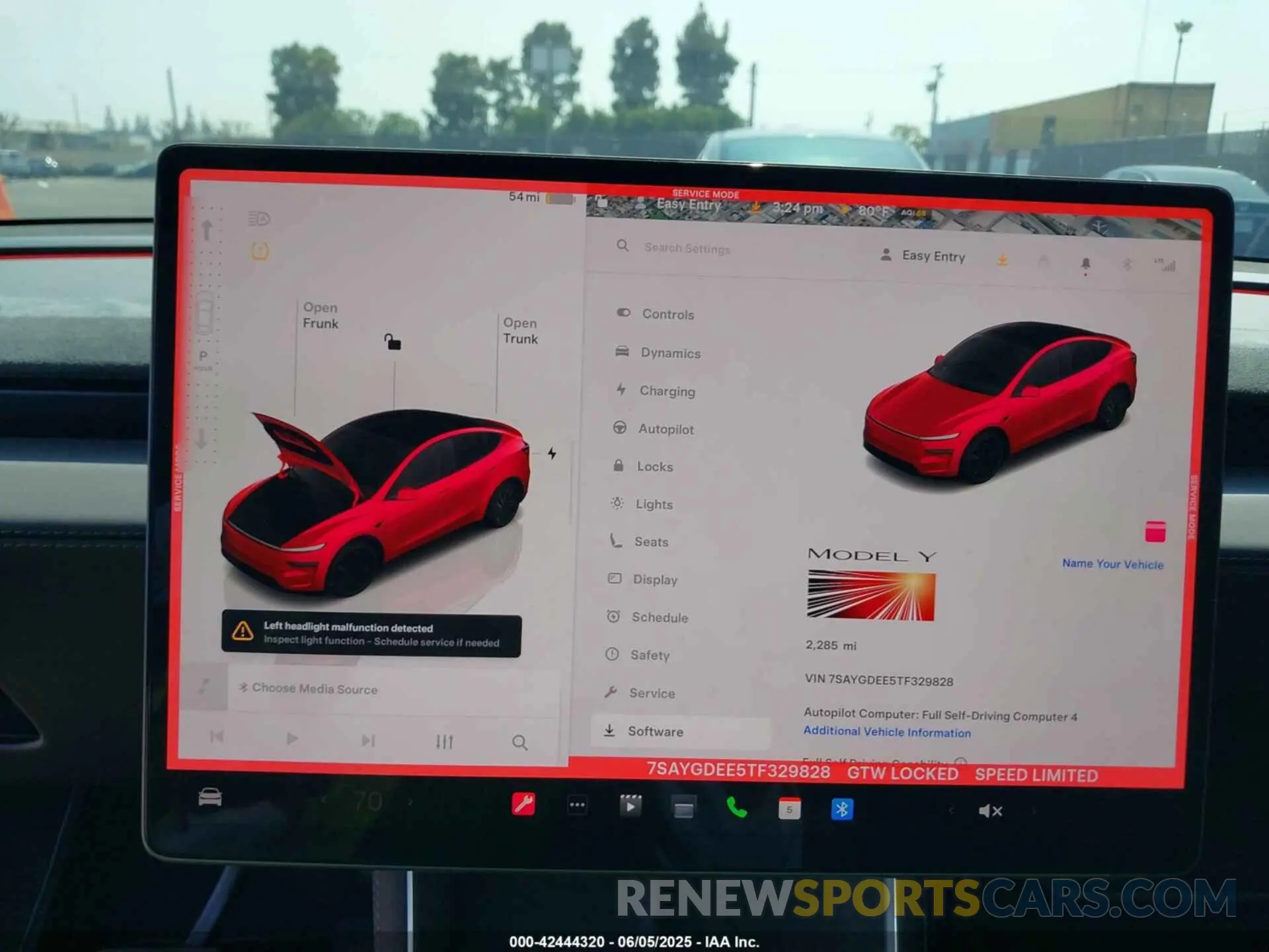 15 Photograph of a damaged car 7SAYGDEE5TF329828 TESLA MODEL Y 2026