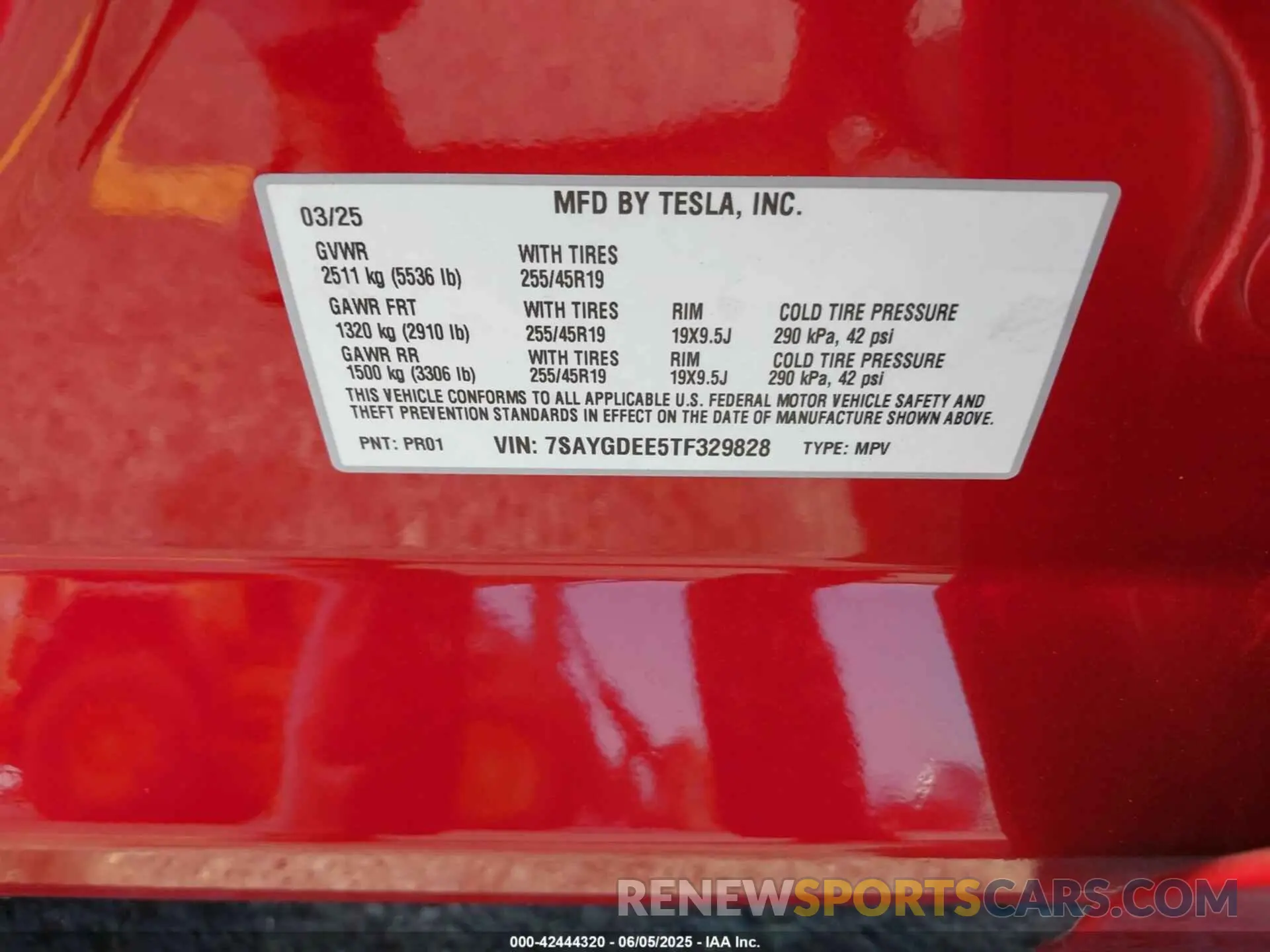 9 Photograph of a damaged car 7SAYGDEE5TF329828 TESLA MODEL Y 2026