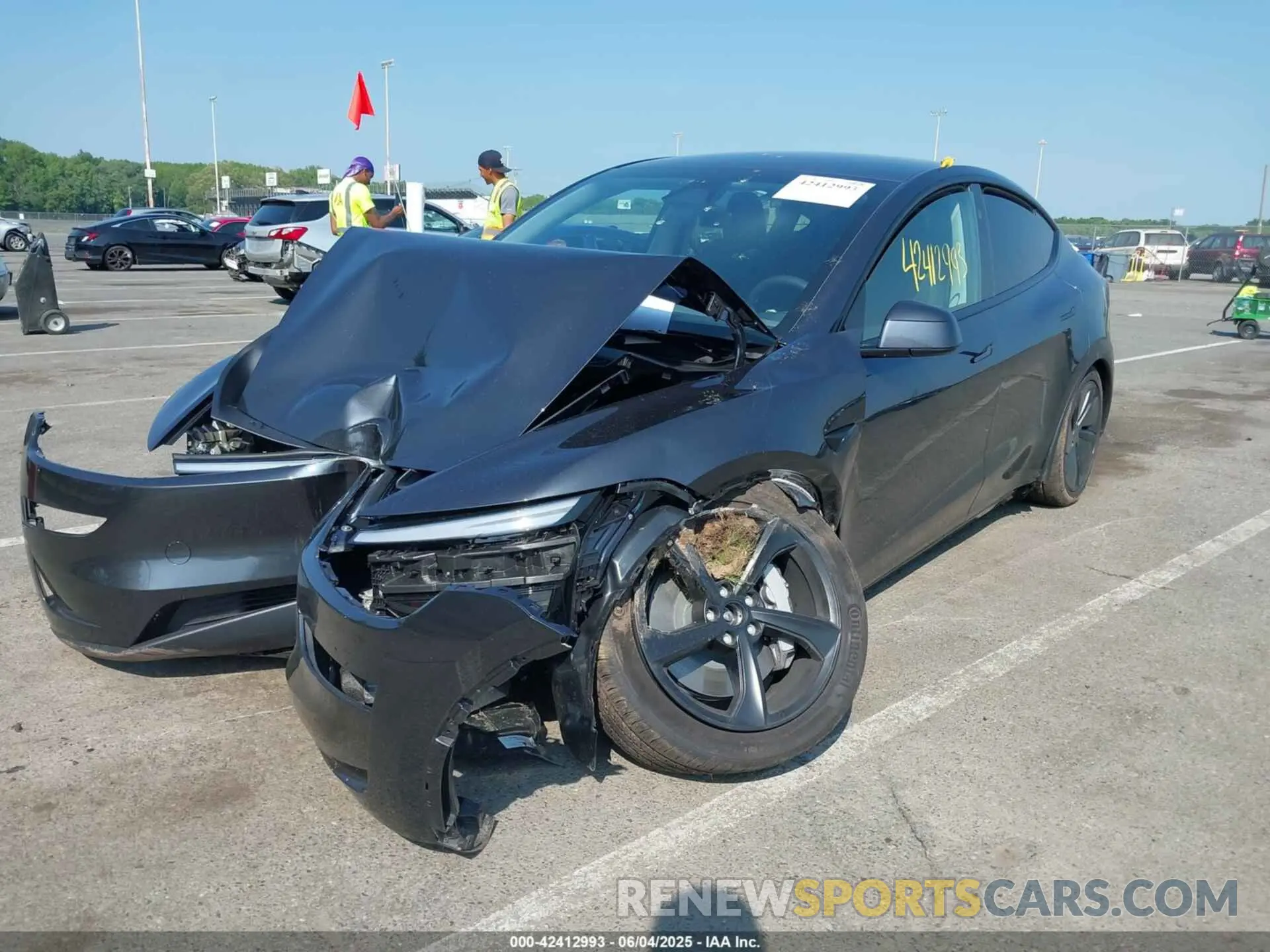 2 Photograph of a damaged car 7SAYGDEE6TF358741 TESLA MODEL Y 2026