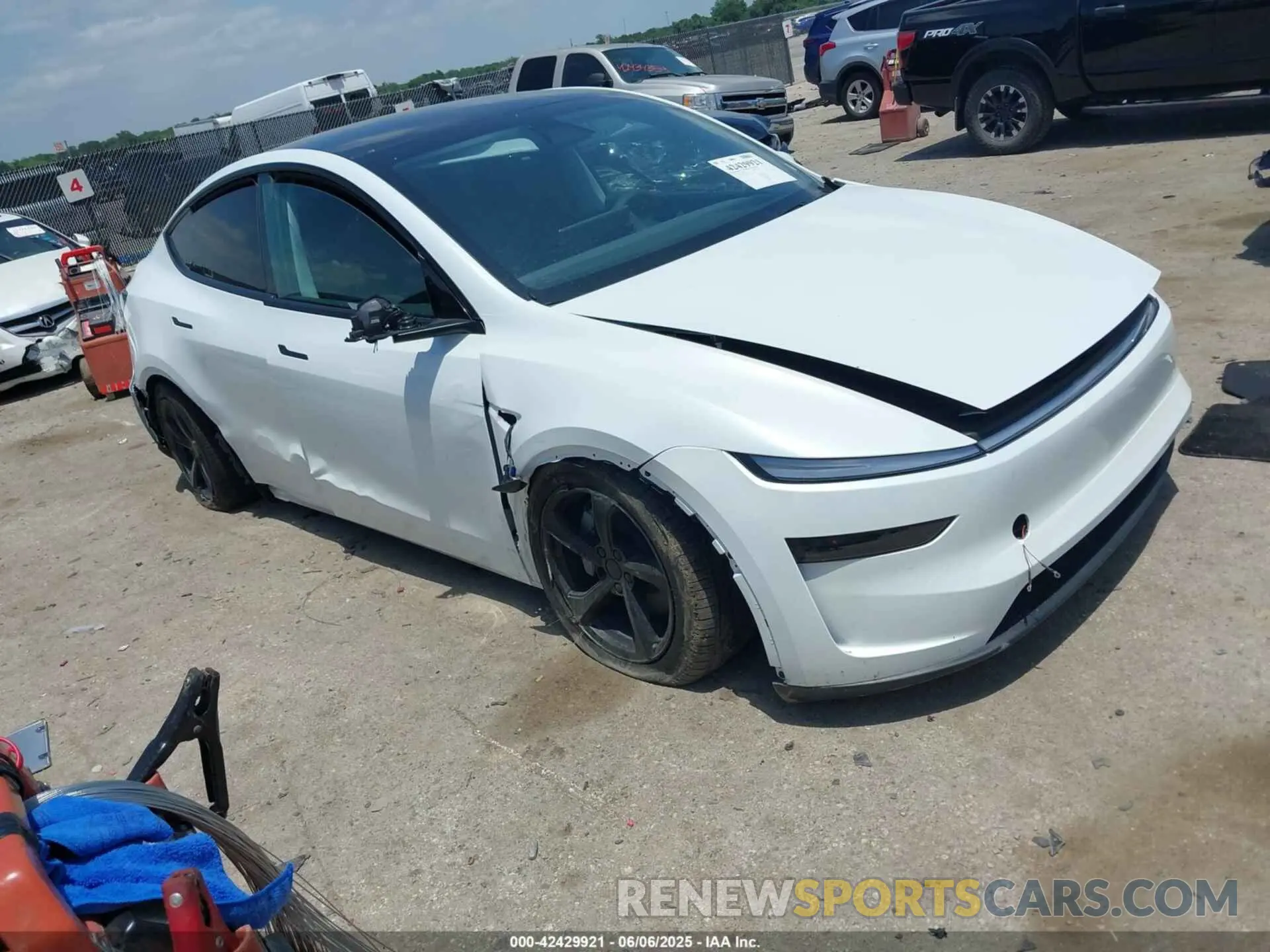 1 Photograph of a damaged car 7SAYGDEE7TA393981 TESLA MODEL Y 2026