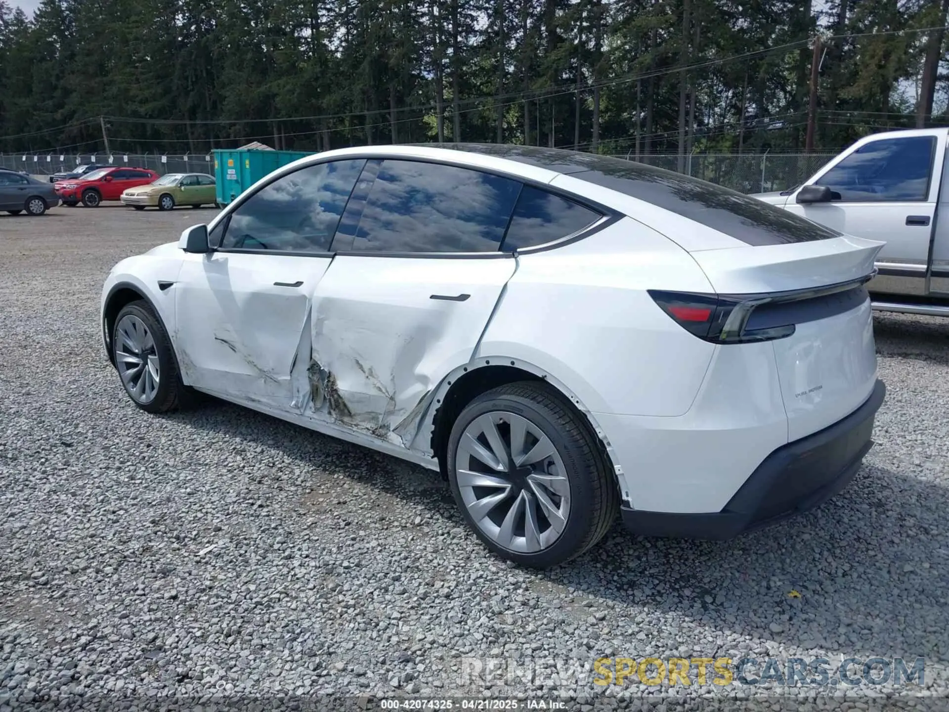 3 Photograph of a damaged car 7SAYGDEE7TF331404 TESLA MODEL Y 2026