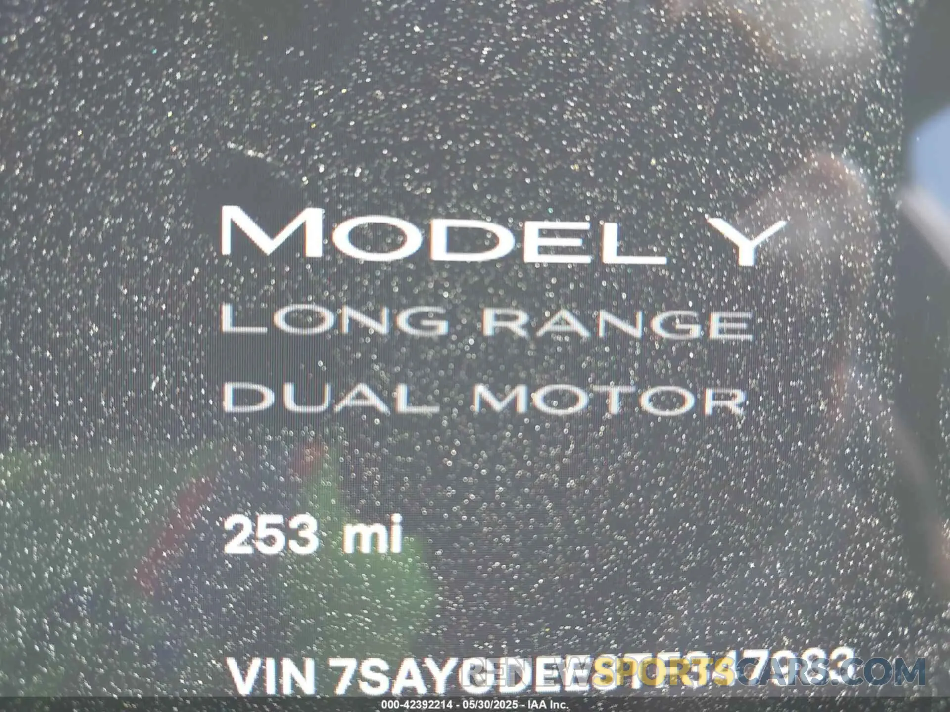 15 Photograph of a damaged car 7SAYGDEE8TF347983 TESLA MODEL Y 2026