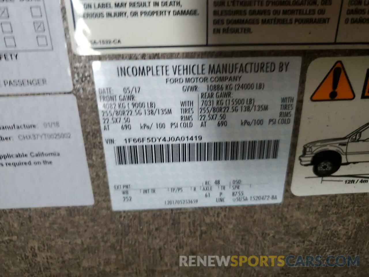 10 Photograph of a damaged car 1F66F5DY4J0A01419 THOR CHALLENGER 2018