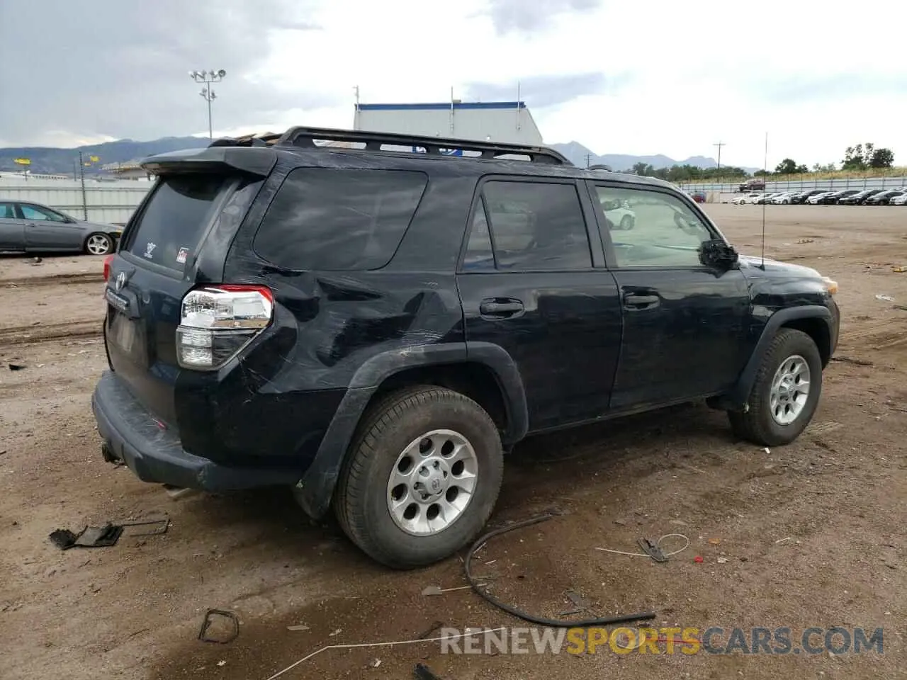 3 Photograph of a damaged car JTEBU5JR0D5110493 TOYOTA 4RUNNER 2013