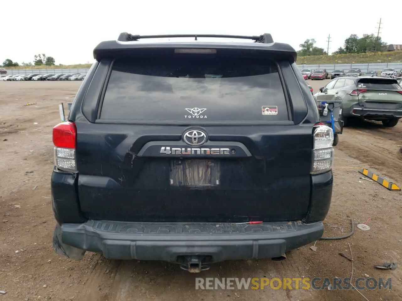 6 Photograph of a damaged car JTEBU5JR0D5110493 TOYOTA 4RUNNER 2013