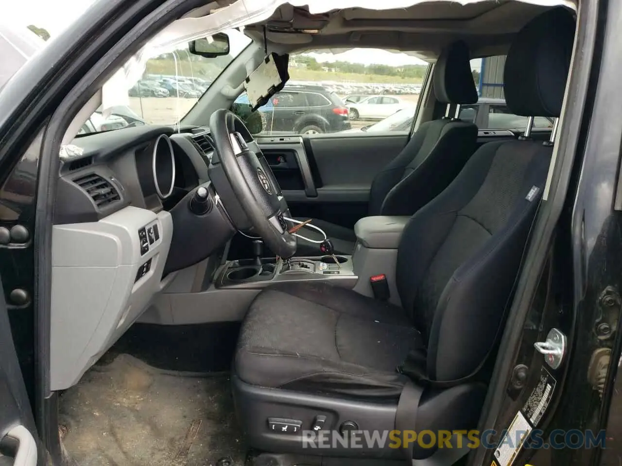 7 Photograph of a damaged car JTEBU5JR0D5110493 TOYOTA 4RUNNER 2013