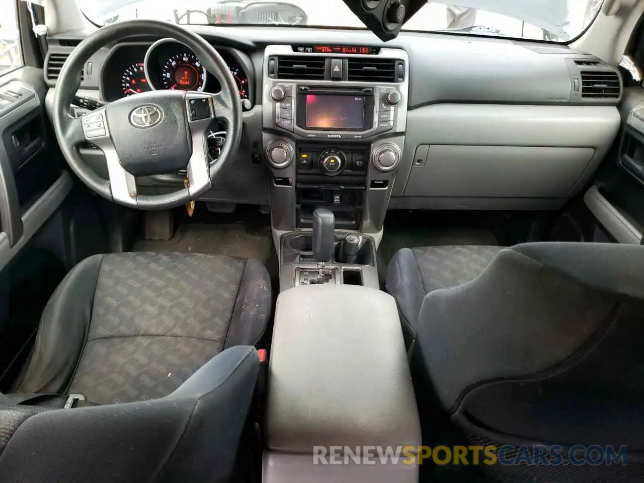 8 Photograph of a damaged car JTEBU5JR0D5110493 TOYOTA 4RUNNER 2013
