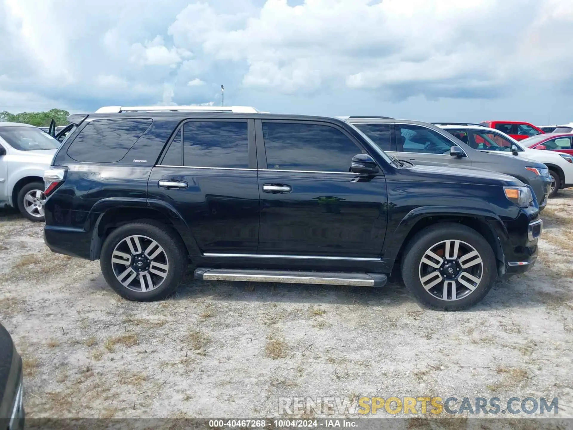 13 Photograph of a damaged car JTEBU5JR0K5623921 TOYOTA 4RUNNER 2019