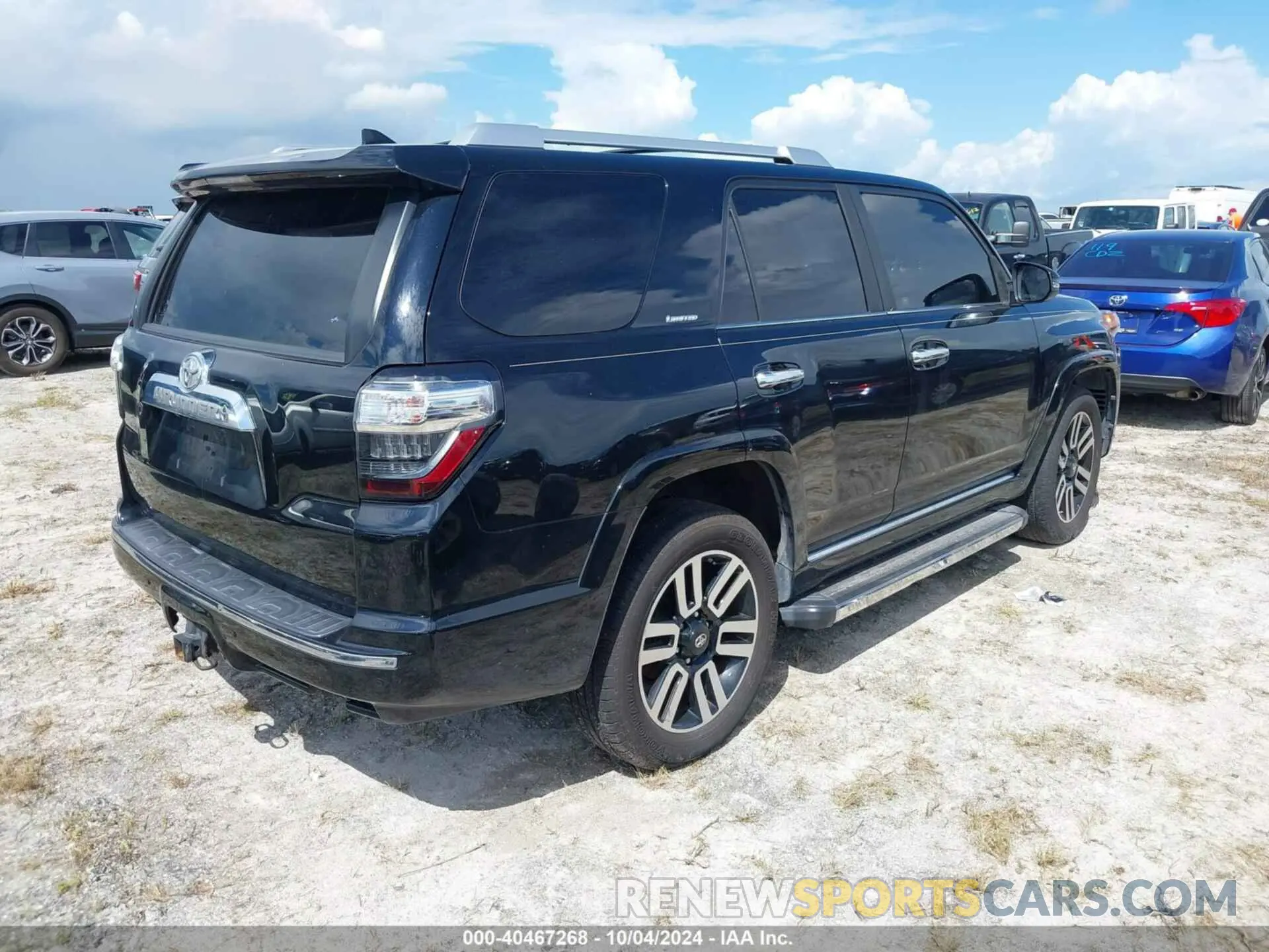 4 Photograph of a damaged car JTEBU5JR0K5623921 TOYOTA 4RUNNER 2019