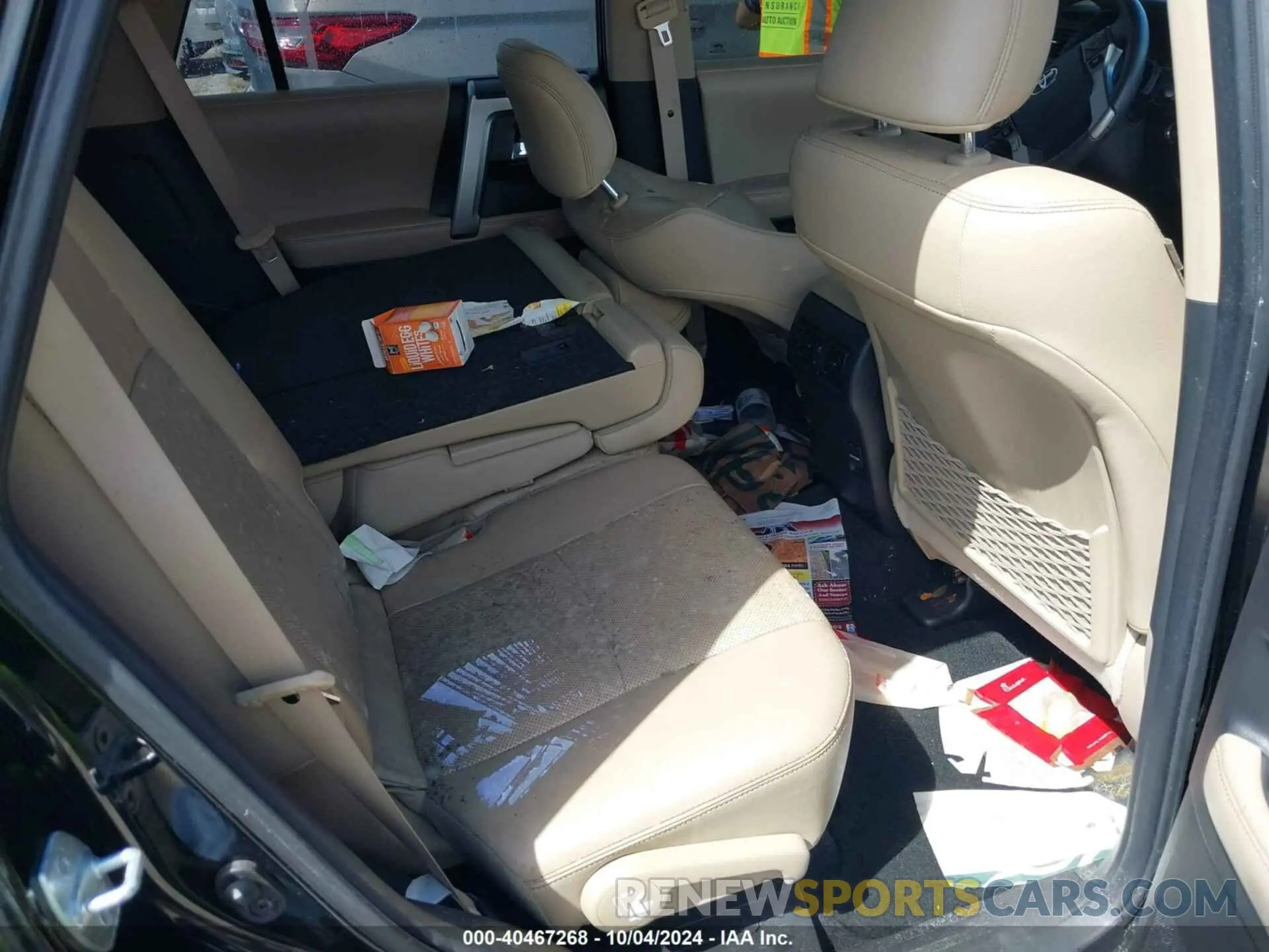 8 Photograph of a damaged car JTEBU5JR0K5623921 TOYOTA 4RUNNER 2019