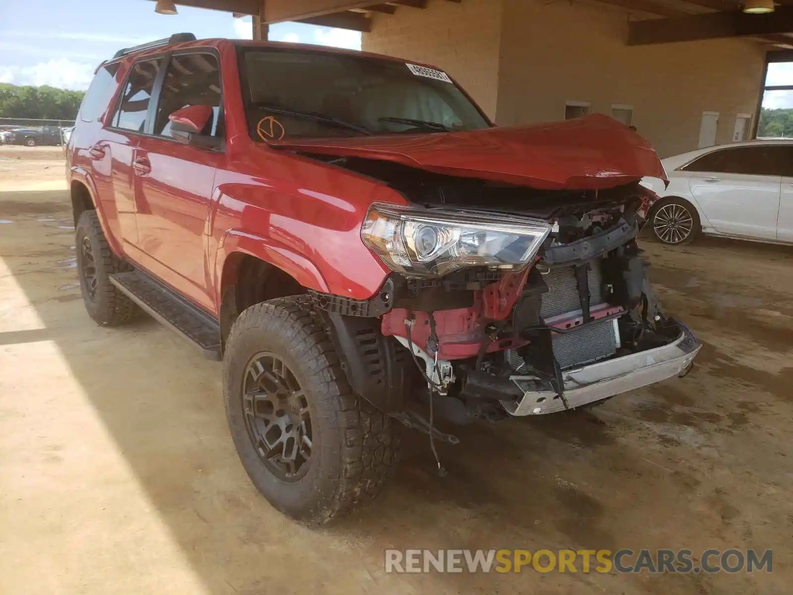 1 Photograph of a damaged car JTEBU5JR0K5631825 TOYOTA 4RUNNER 2019