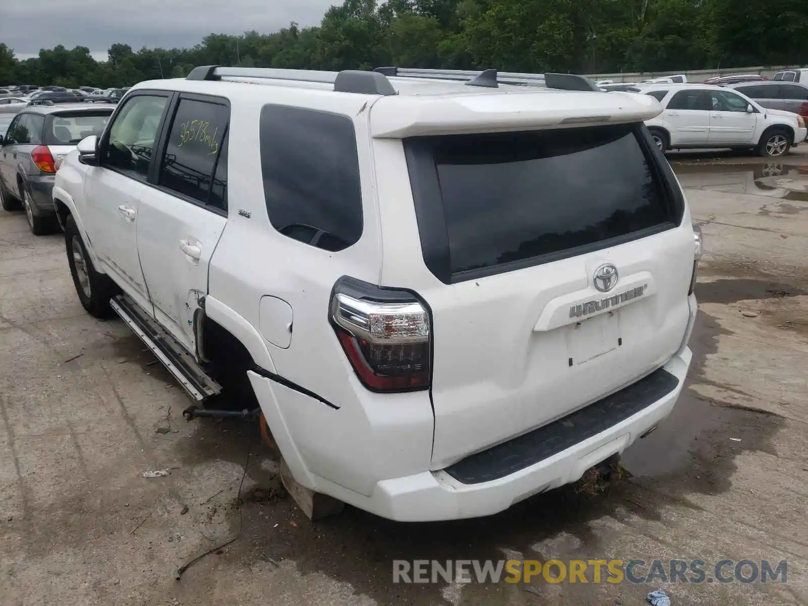 3 Photograph of a damaged car JTEBU5JR0K5632652 TOYOTA 4RUNNER 2019