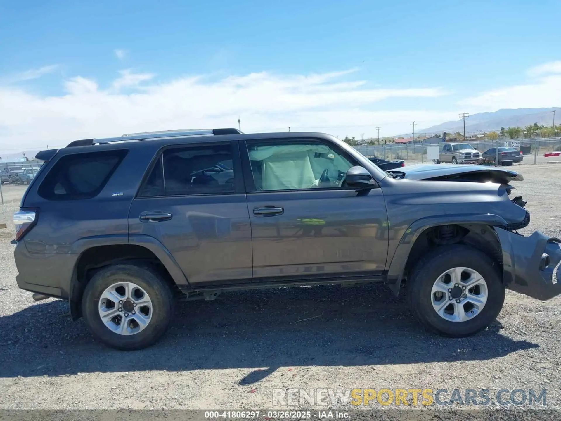 13 Photograph of a damaged car JTEBU5JR0K5655526 TOYOTA 4RUNNER 2019