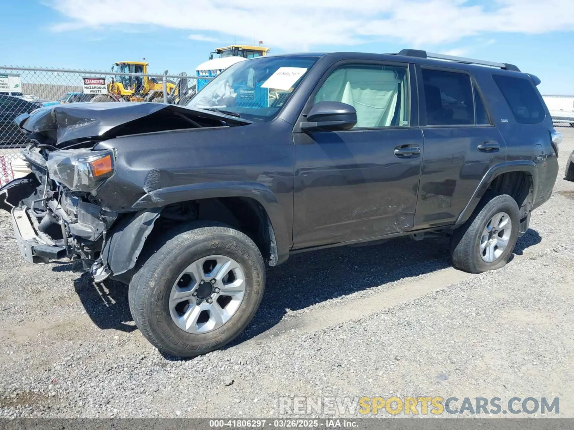 2 Photograph of a damaged car JTEBU5JR0K5655526 TOYOTA 4RUNNER 2019