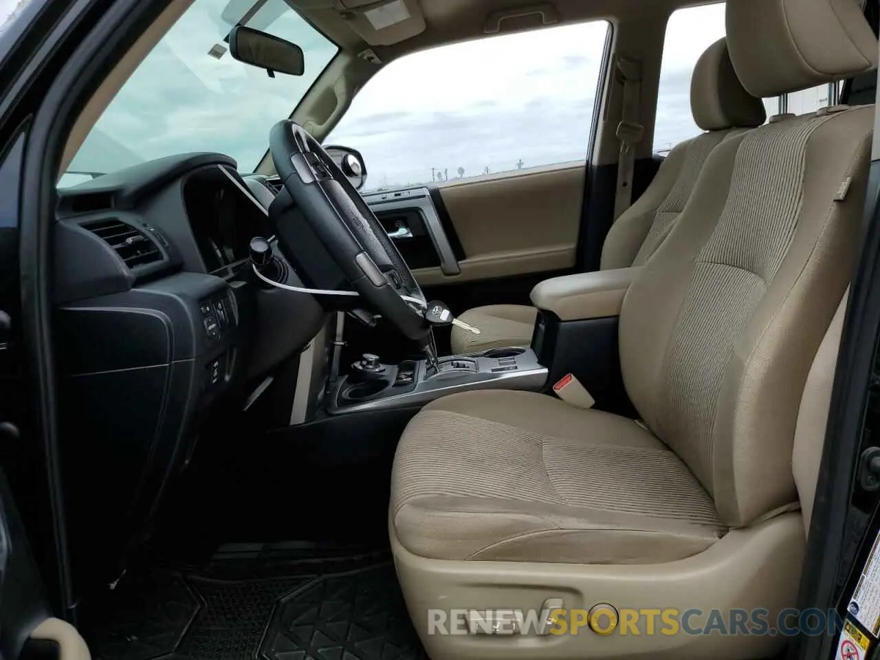 7 Photograph of a damaged car JTEBU5JR0K5659592 TOYOTA 4RUNNER 2019