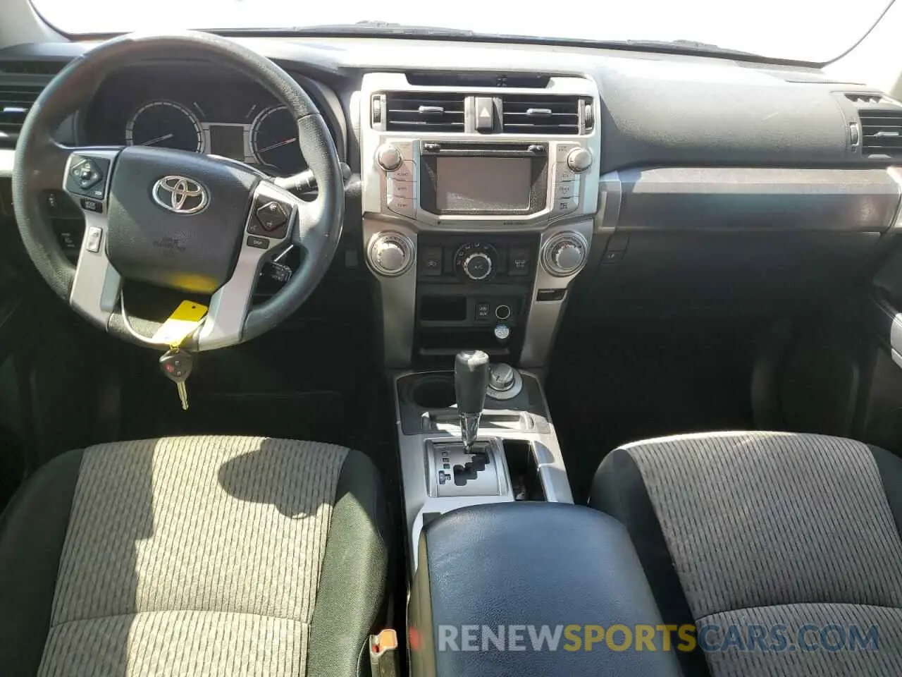 8 Photograph of a damaged car JTEBU5JR0K5659706 TOYOTA 4RUNNER 2019