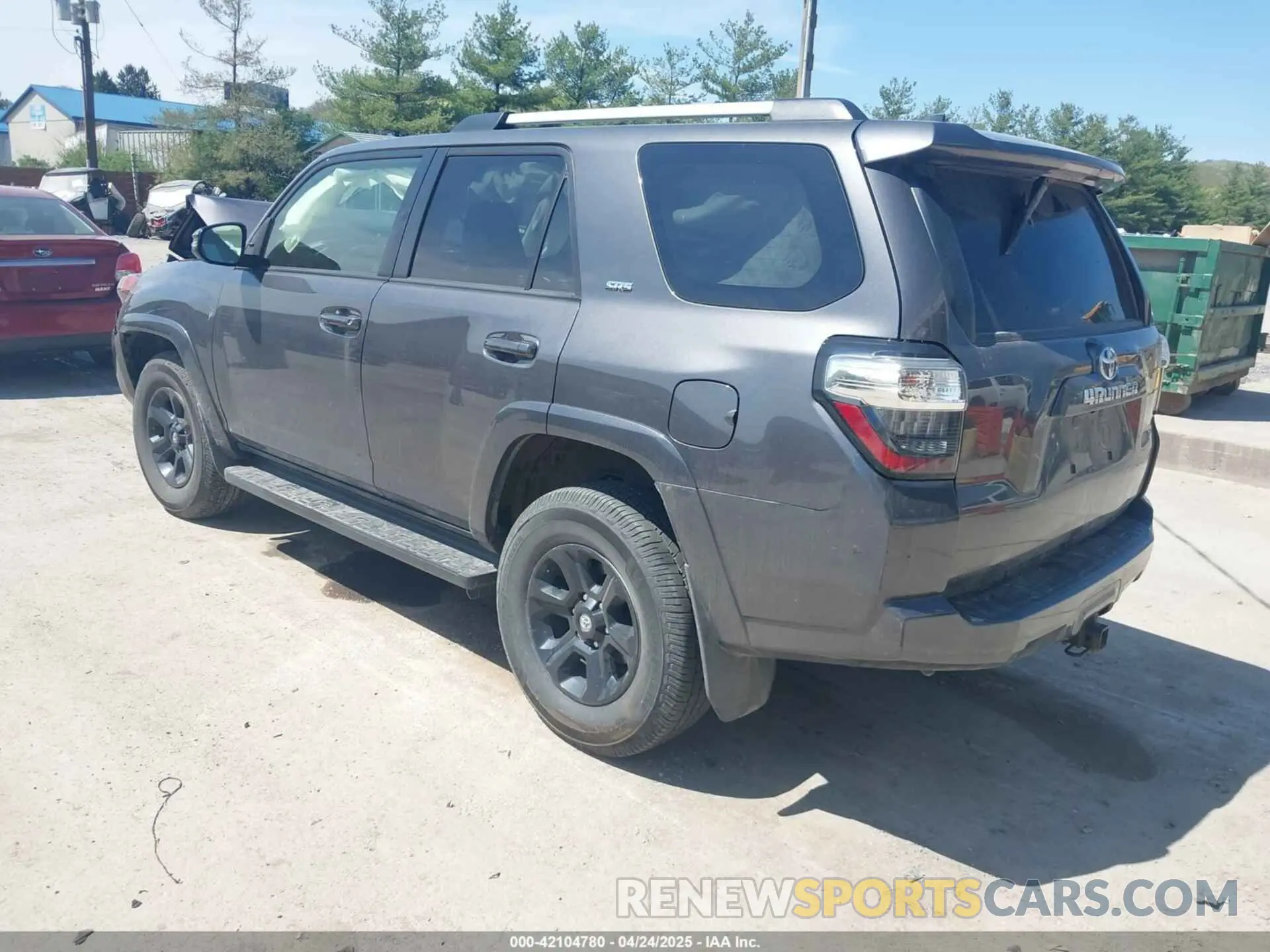 3 Photograph of a damaged car JTEBU5JR0K5664825 TOYOTA 4RUNNER 2019