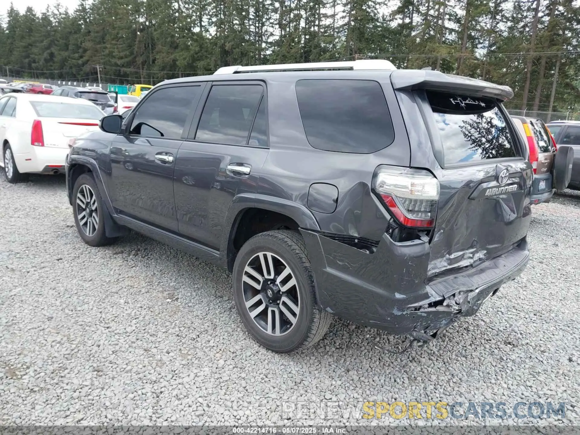 3 Photograph of a damaged car JTEBU5JR0K5670527 TOYOTA 4RUNNER 2019