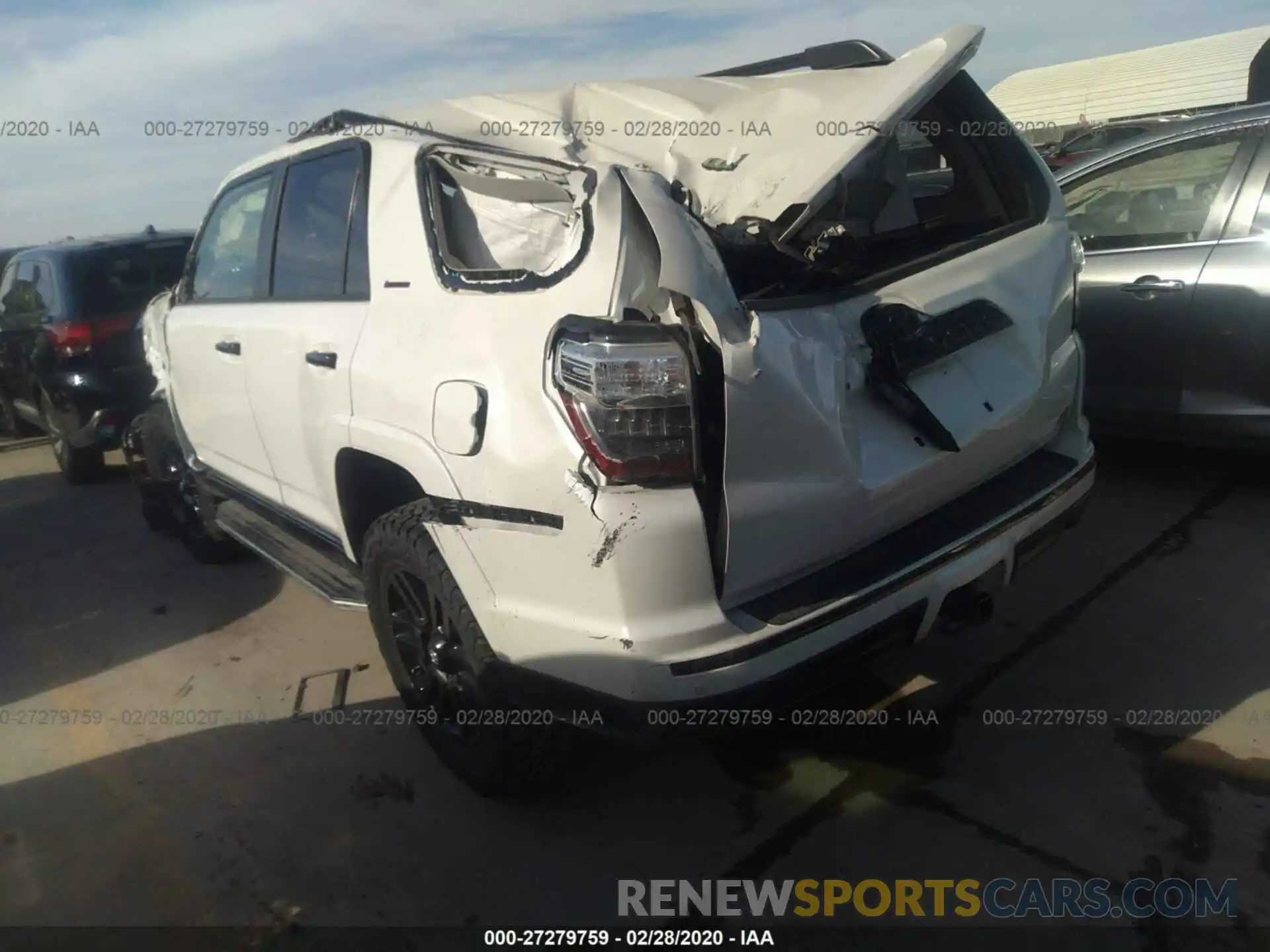 3 Photograph of a damaged car JTEBU5JR0K5681723 TOYOTA 4RUNNER 2019