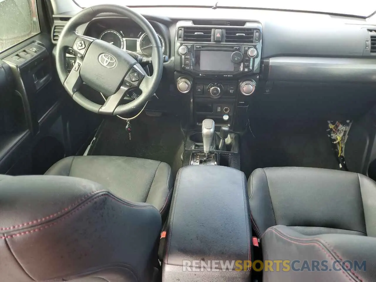 8 Photograph of a damaged car JTEBU5JR0K5688218 TOYOTA 4RUNNER 2019