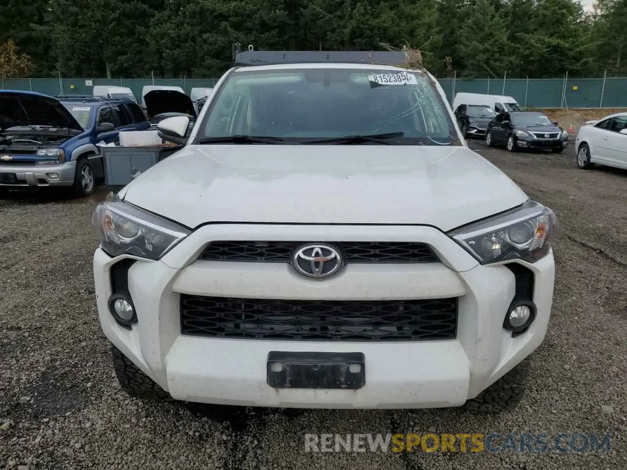 5 Photograph of a damaged car JTEBU5JR0K5692687 TOYOTA 4RUNNER 2019