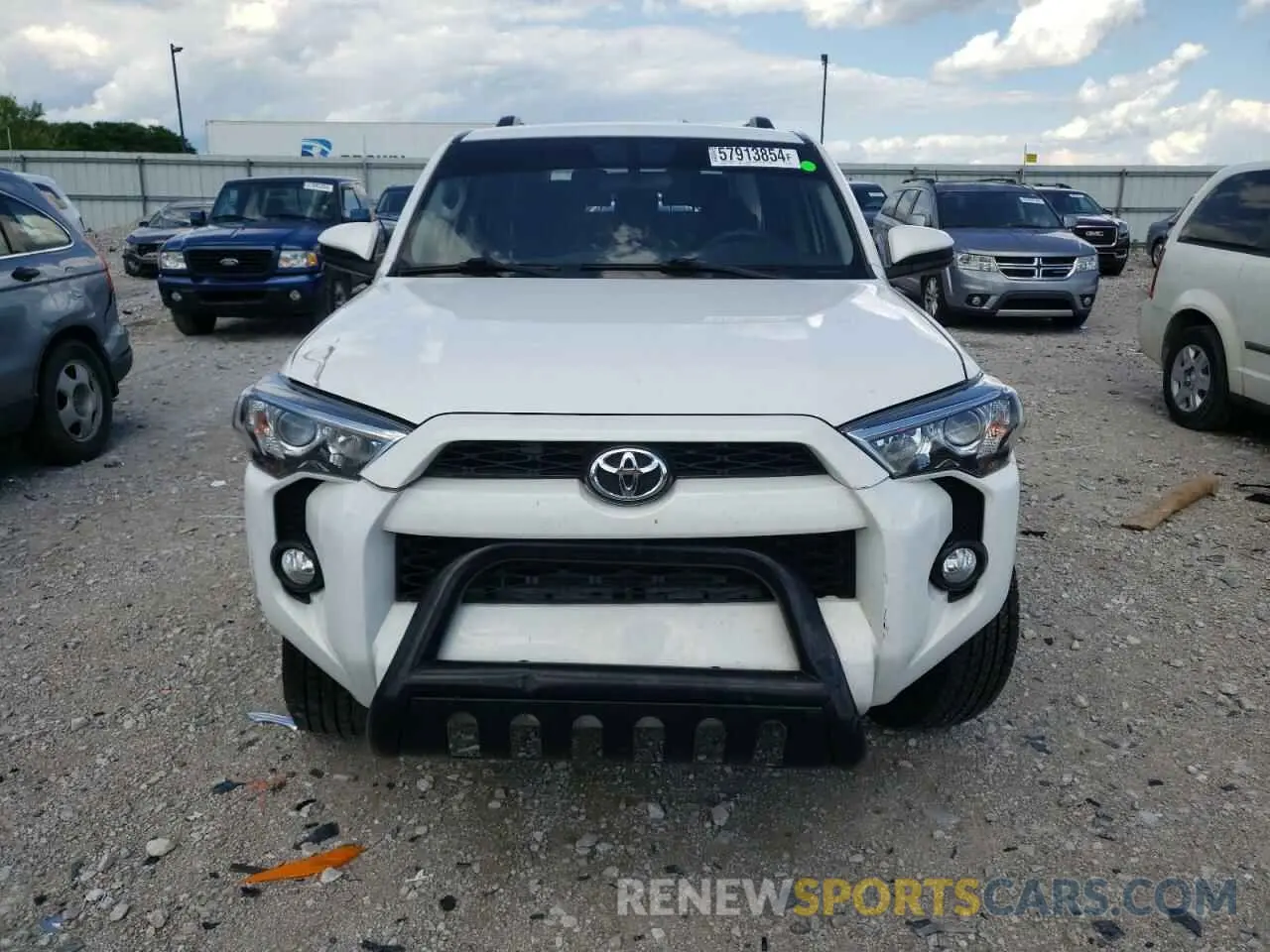 5 Photograph of a damaged car JTEBU5JR0K5694083 TOYOTA 4RUNNER 2019