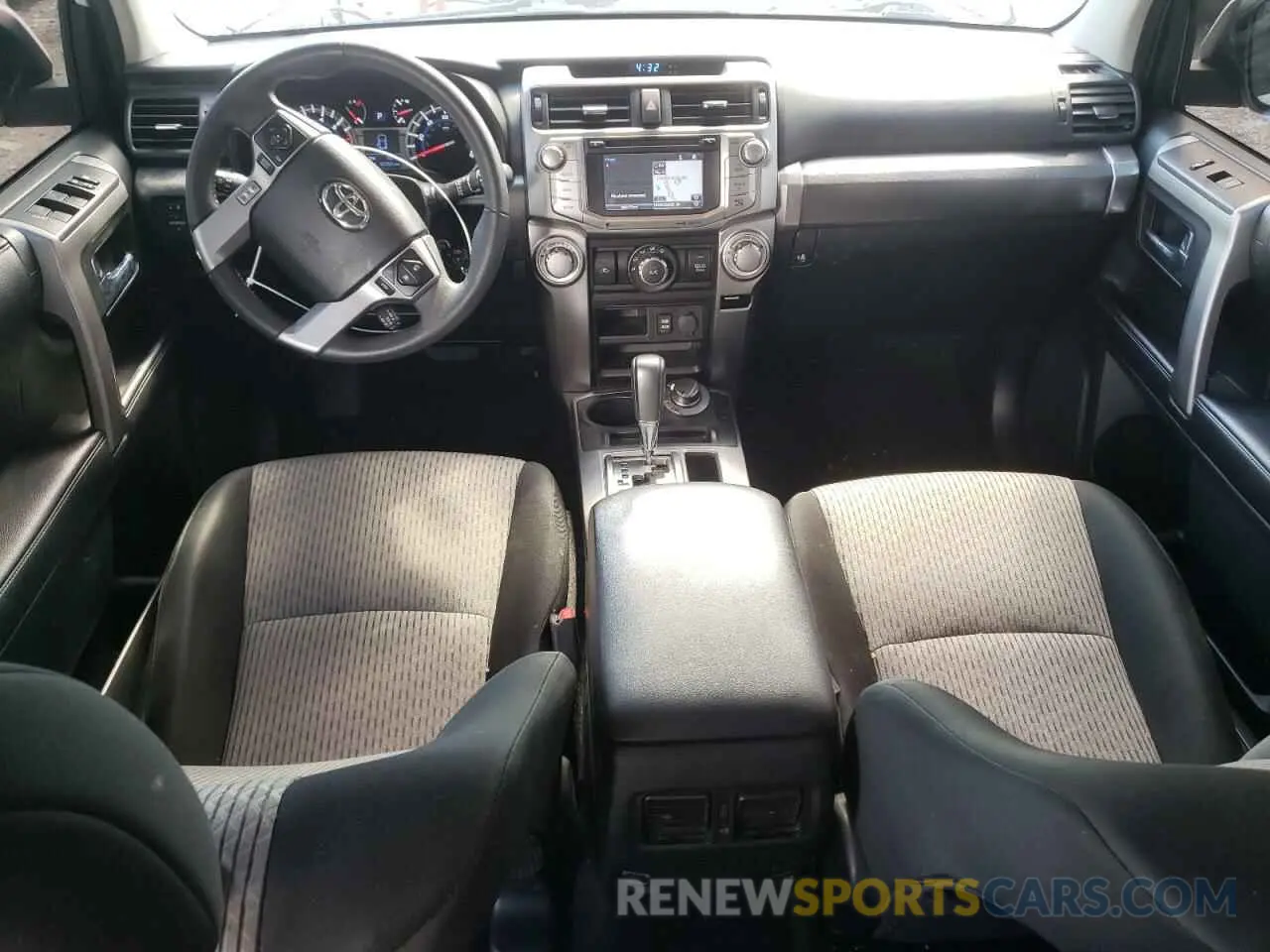 8 Photograph of a damaged car JTEBU5JR0K5694083 TOYOTA 4RUNNER 2019