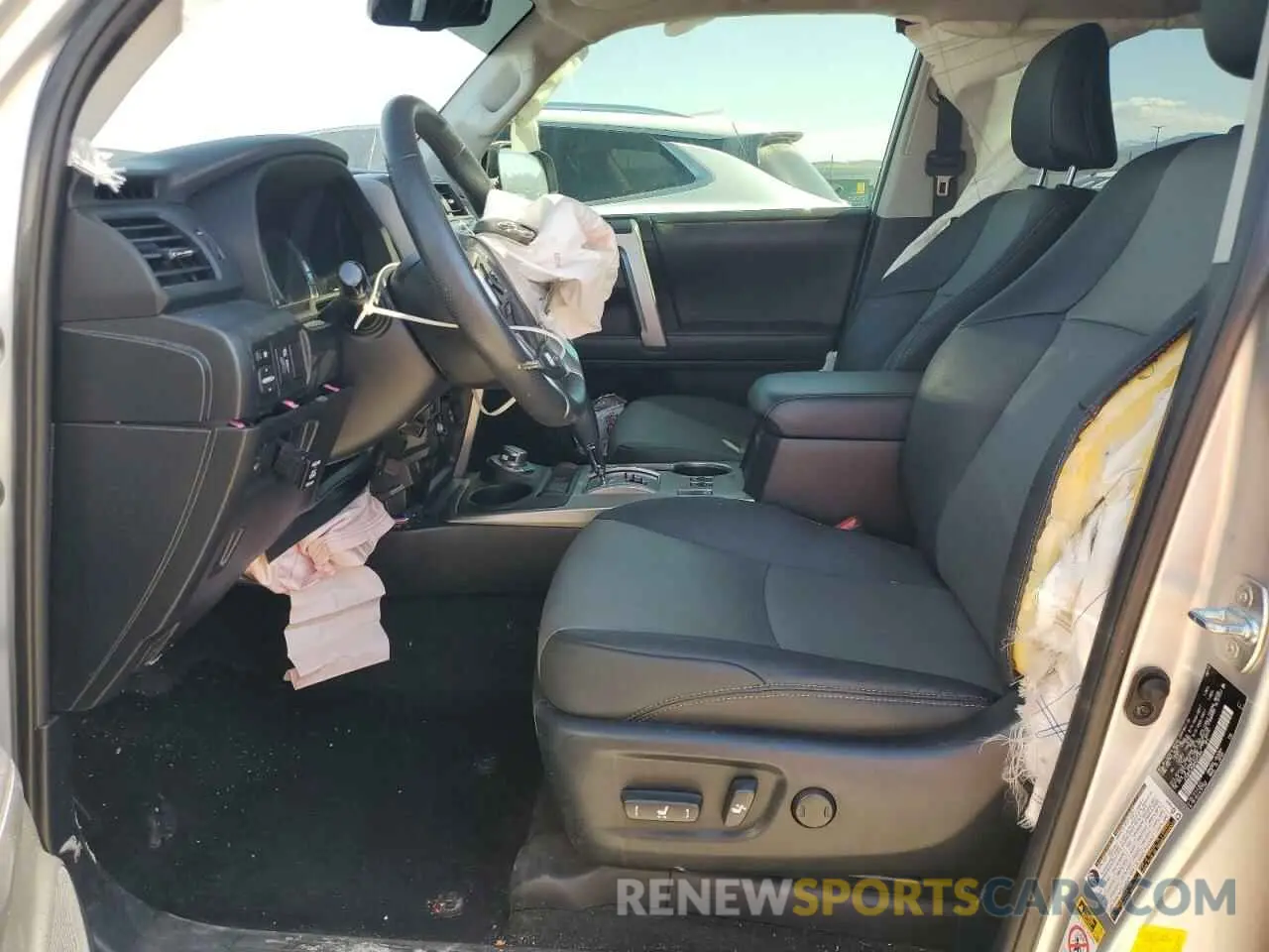7 Photograph of a damaged car JTEBU5JR0K5695394 TOYOTA 4RUNNER 2019