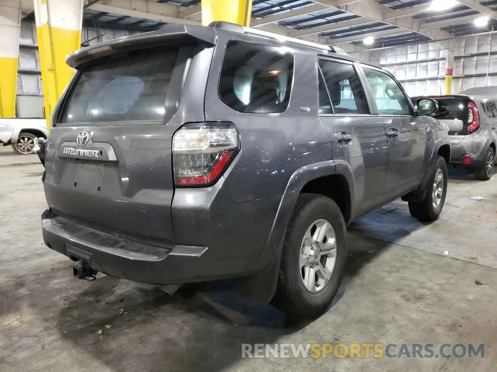 4 Photograph of a damaged car JTEBU5JR0K5705955 TOYOTA 4RUNNER 2019