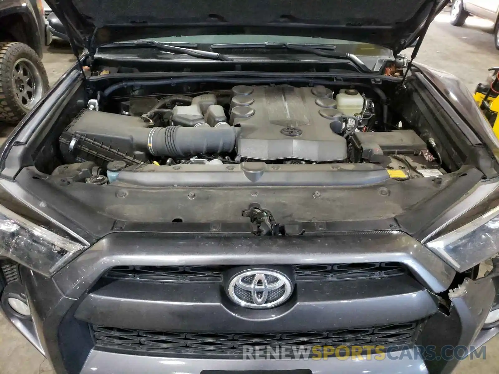 7 Photograph of a damaged car JTEBU5JR0K5705955 TOYOTA 4RUNNER 2019