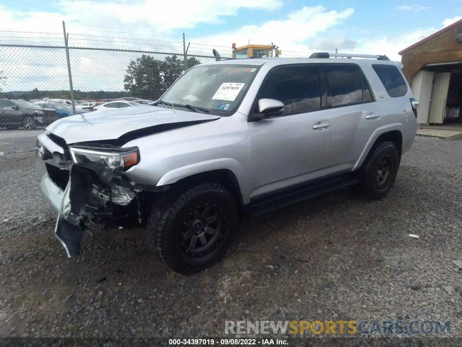 2 Photograph of a damaged car JTEBU5JR0K5715983 TOYOTA 4RUNNER 2019