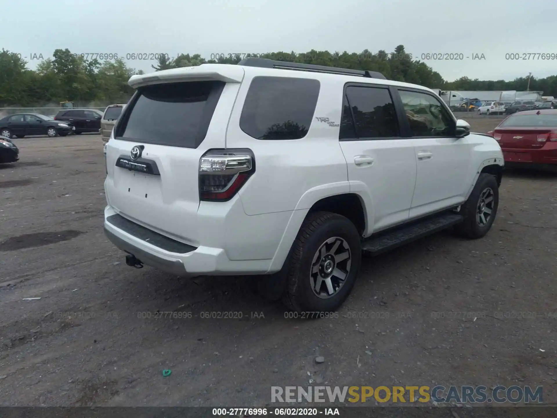 4 Photograph of a damaged car JTEBU5JR0K5718219 TOYOTA 4RUNNER 2019