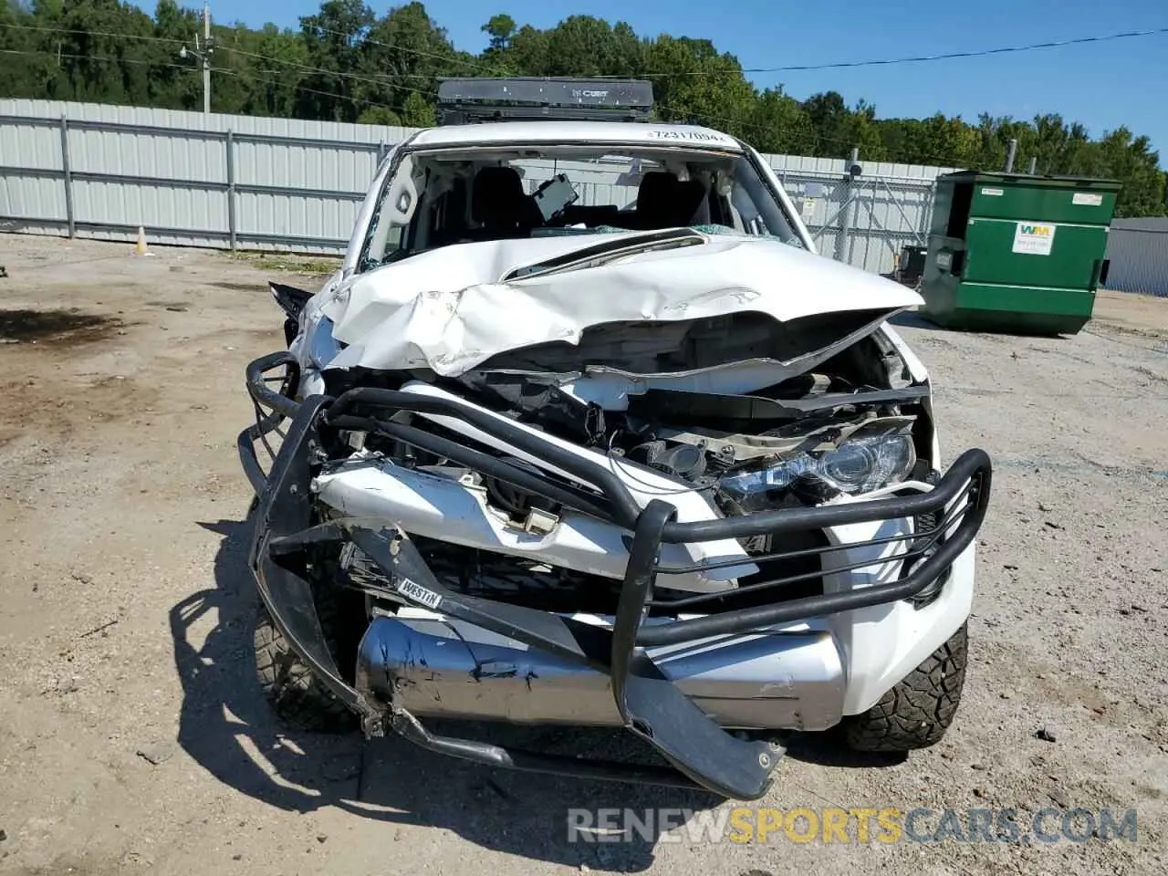 5 Photograph of a damaged car JTEBU5JR0K5728135 TOYOTA 4RUNNER 2019
