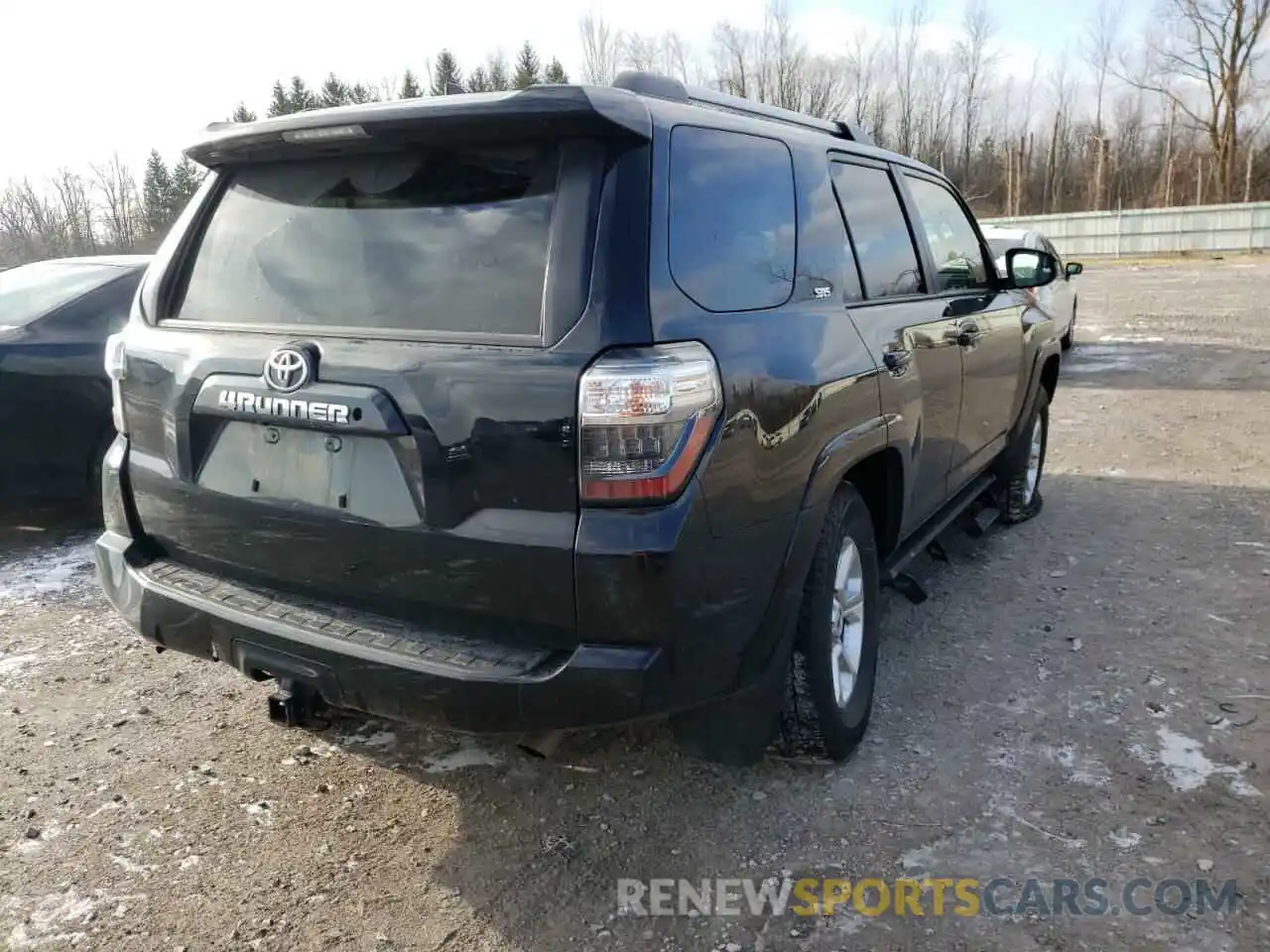 4 Photograph of a damaged car JTEBU5JR0K5735795 TOYOTA 4RUNNER 2019