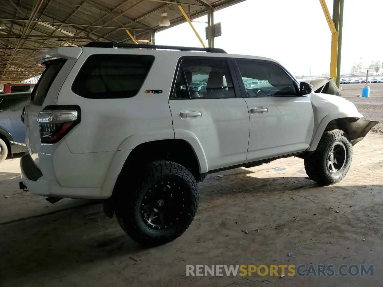 3 Photograph of a damaged car JTEBU5JR1K5624284 TOYOTA 4RUNNER 2019