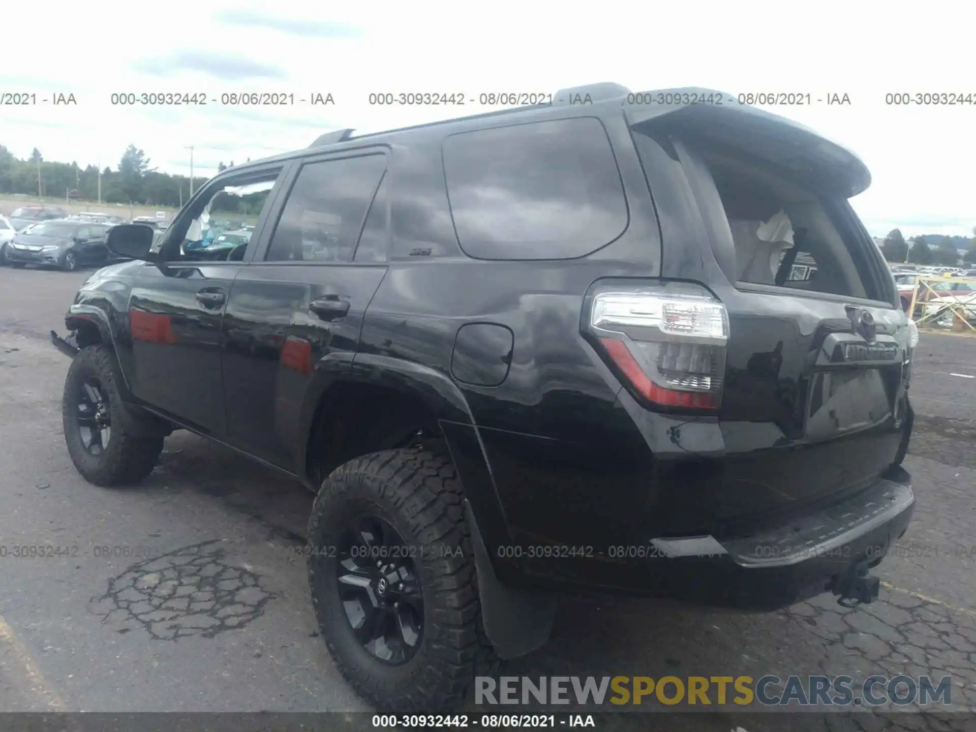 3 Photograph of a damaged car JTEBU5JR1K5632742 TOYOTA 4RUNNER 2019