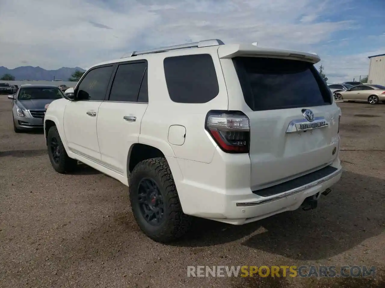 3 Photograph of a damaged car JTEBU5JR1K5635592 TOYOTA 4RUNNER 2019