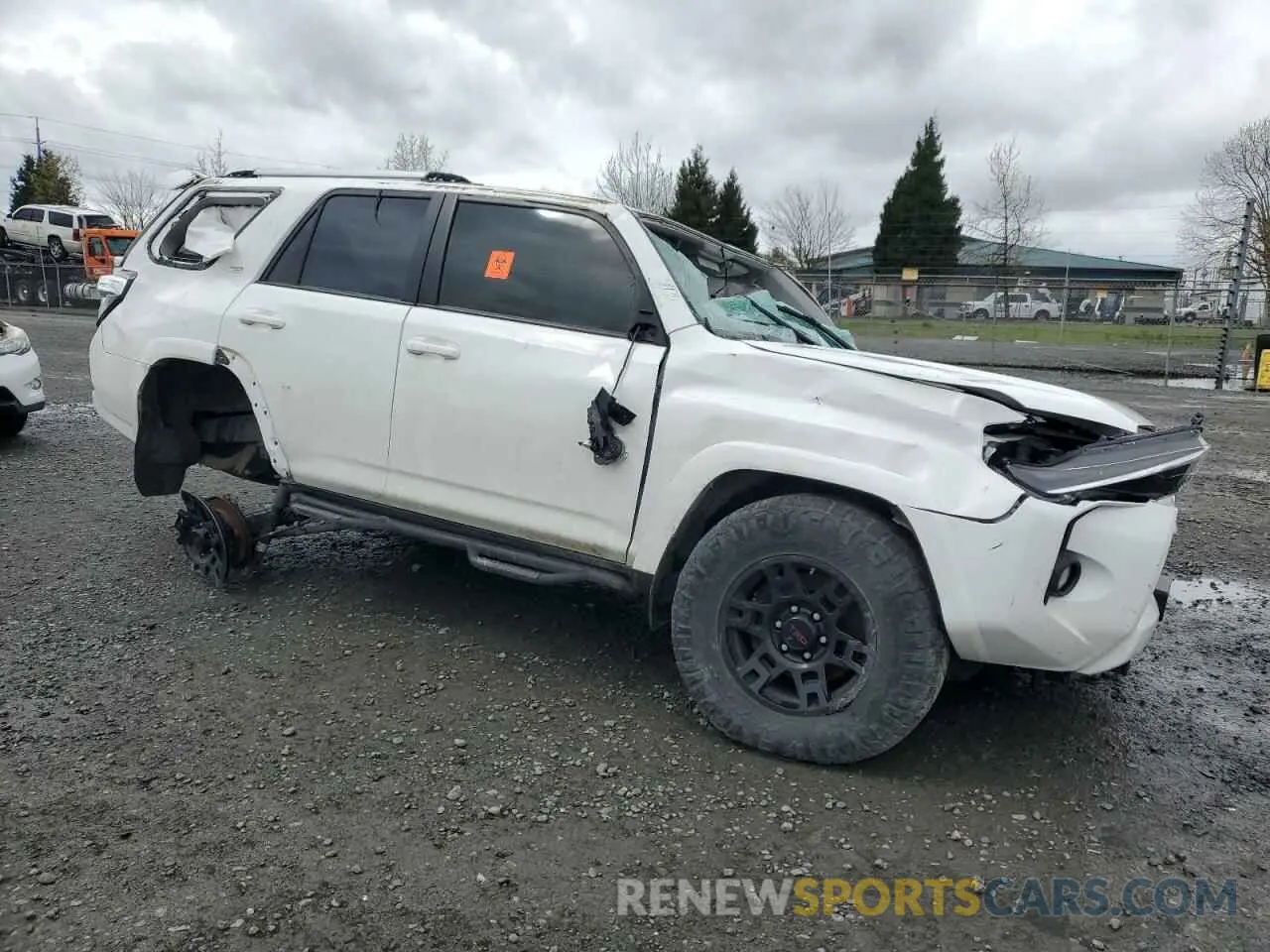 4 Photograph of a damaged car JTEBU5JR1K5636709 TOYOTA 4RUNNER 2019