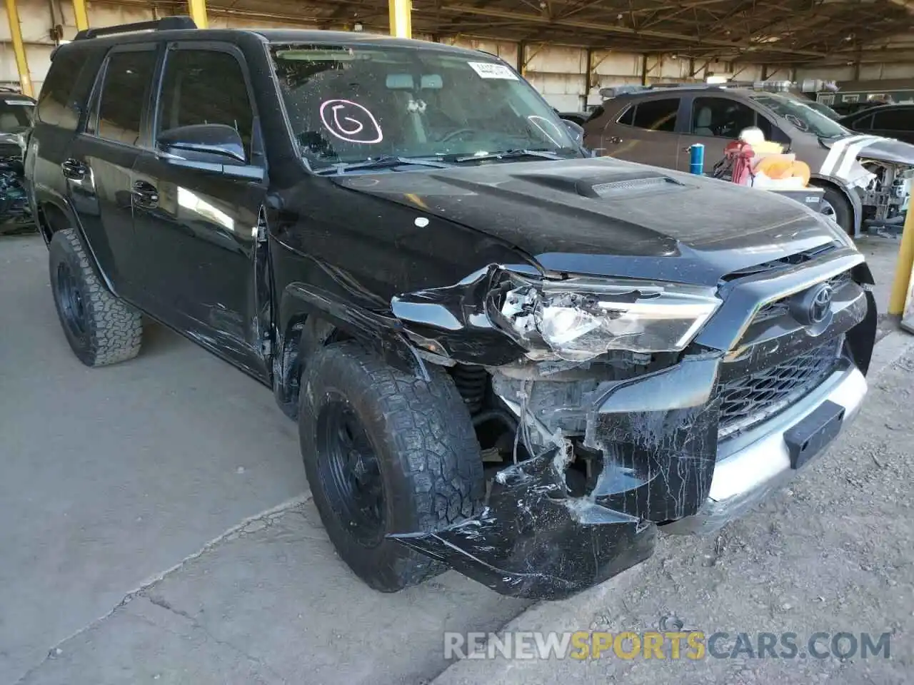 9 Photograph of a damaged car JTEBU5JR1K5643918 TOYOTA 4RUNNER 2019