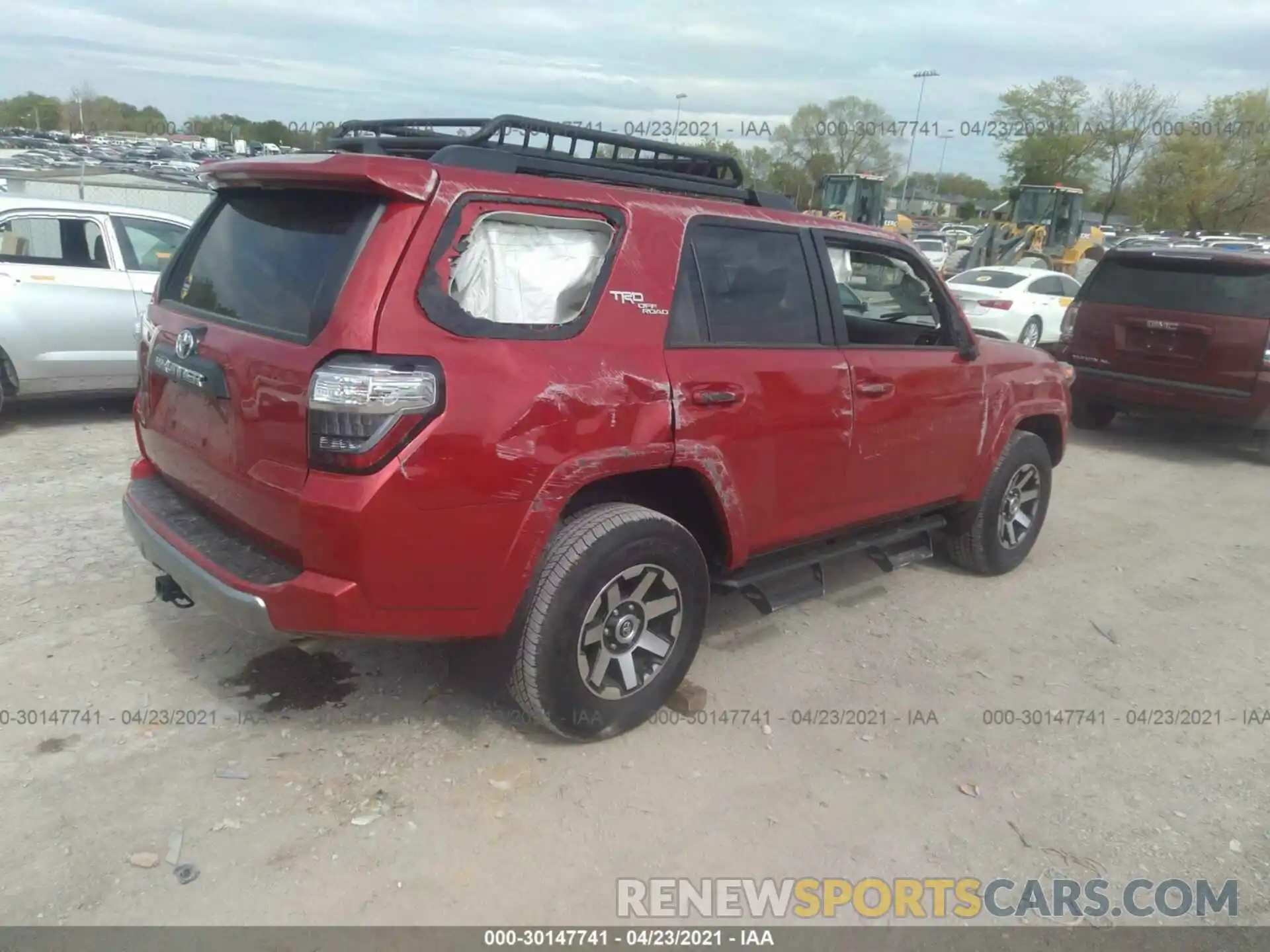 4 Photograph of a damaged car JTEBU5JR1K5653896 TOYOTA 4RUNNER 2019