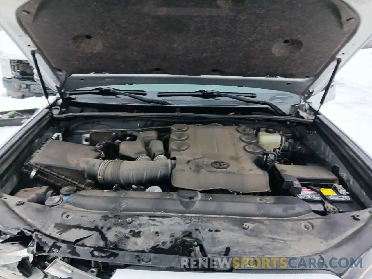 11 Photograph of a damaged car JTEBU5JR1K5661898 TOYOTA 4RUNNER 2019